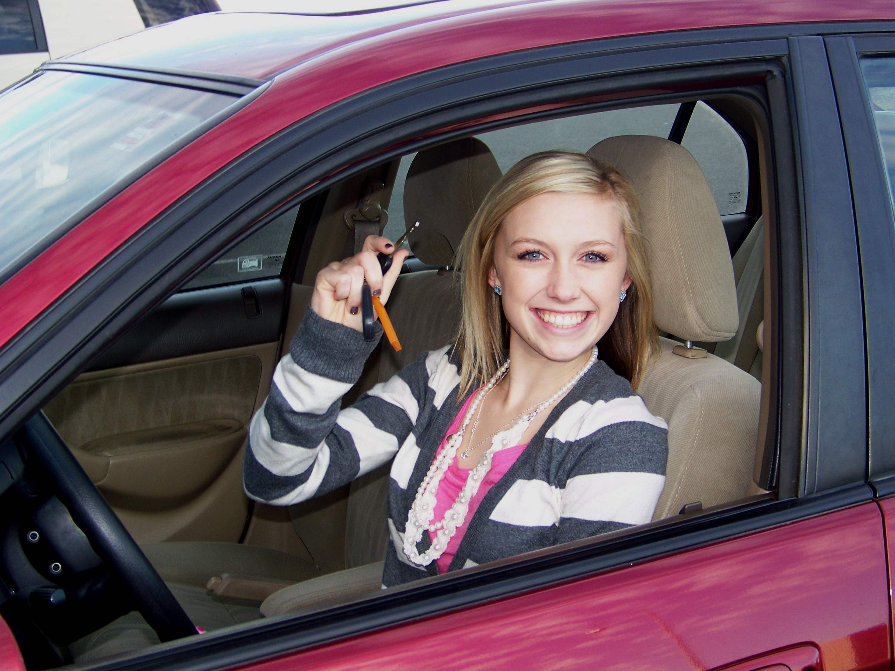 The 4 Benefits of Enrolling in a Driving School Over Learning at Home 1